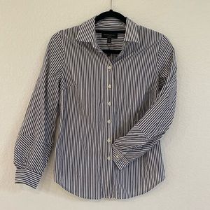 Banana Republic Tailored Fit Button Down Shirt Size 2P